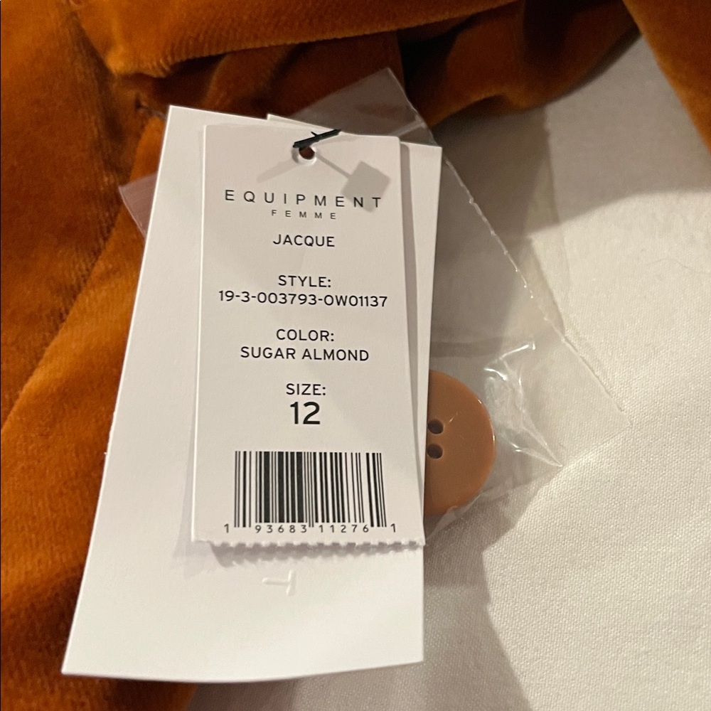 Equipment Femme Jacque Blouse in Sugar Almond